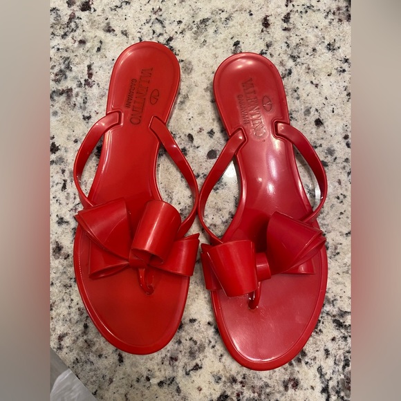 Valentino red bow accents sandals - Picture 3 of 4